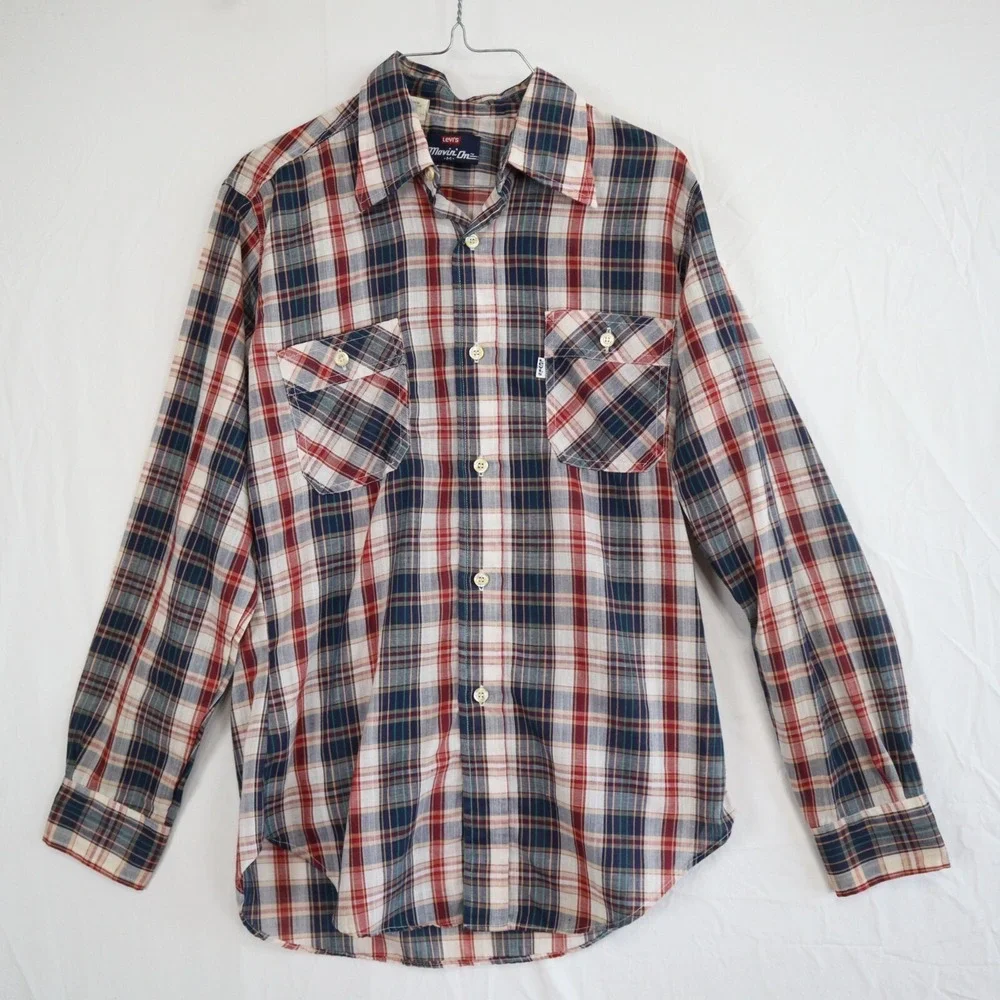 Levi's Shirt Mens Medium Movin' On Tapered Fit Flap Pocket Button Up Long Sleeve